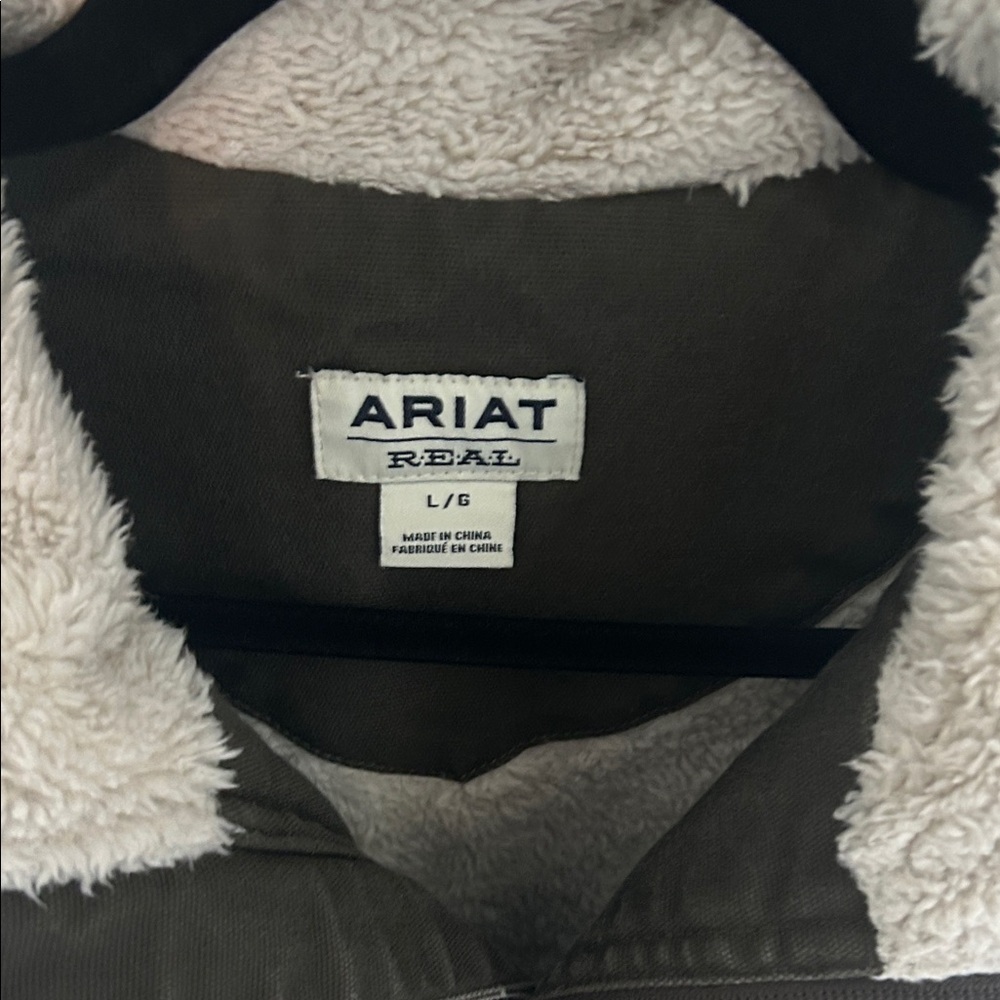 Ariat Canvas & Sherpa Vest - Picture 2 of 4